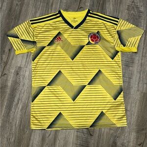 Colombia 2019 home jersey size large